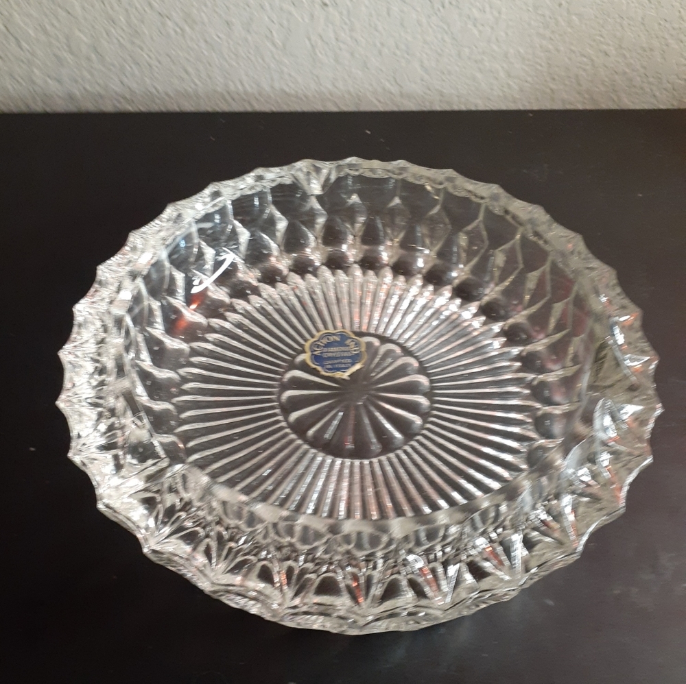 GORGEOUS NEW Diamond Crystal Made in Italy 7" Catchall Bowl.